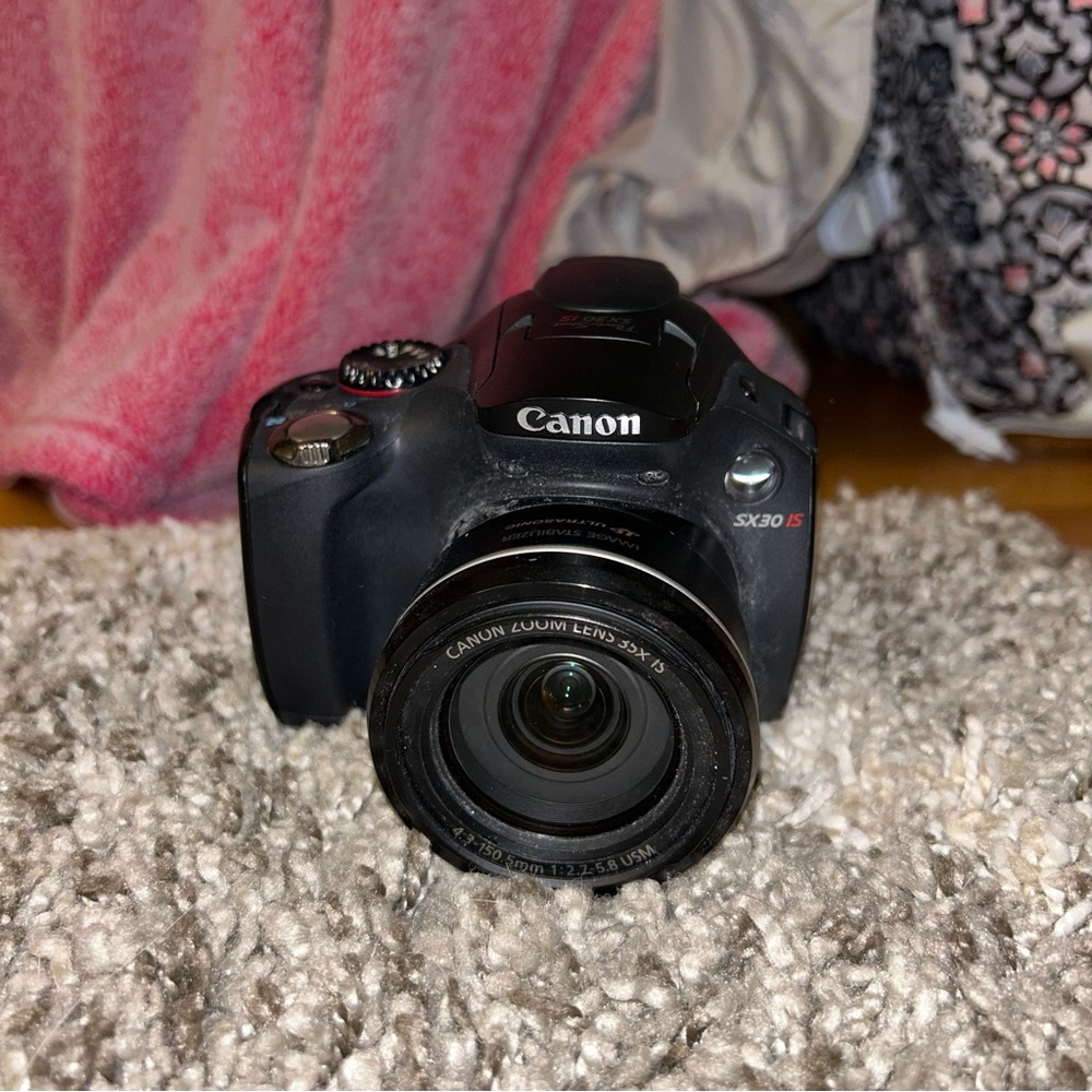 Canon power shot SX30 IS
